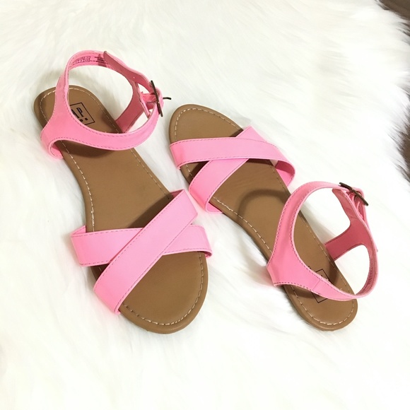 GAP Girls Sandals in EUC - Picture 4 of 6
